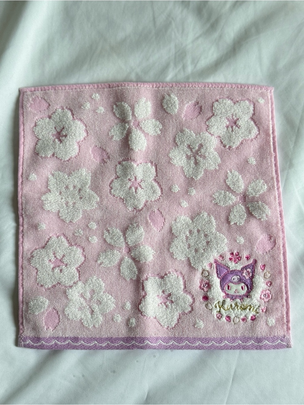 Kuromi Sakura hand towel